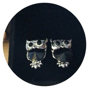🦉Hoot Black Owl Earrings